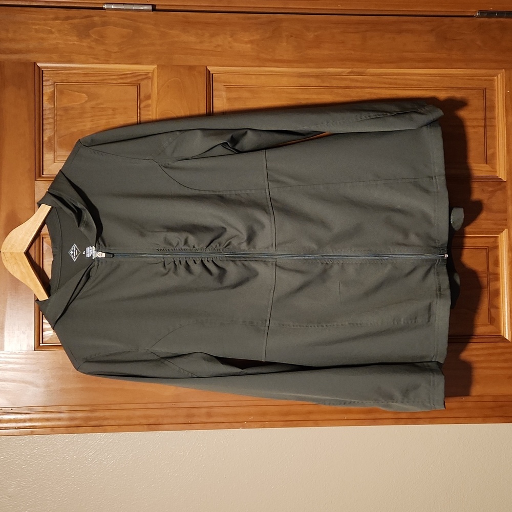 Women's Activewear Zip Up